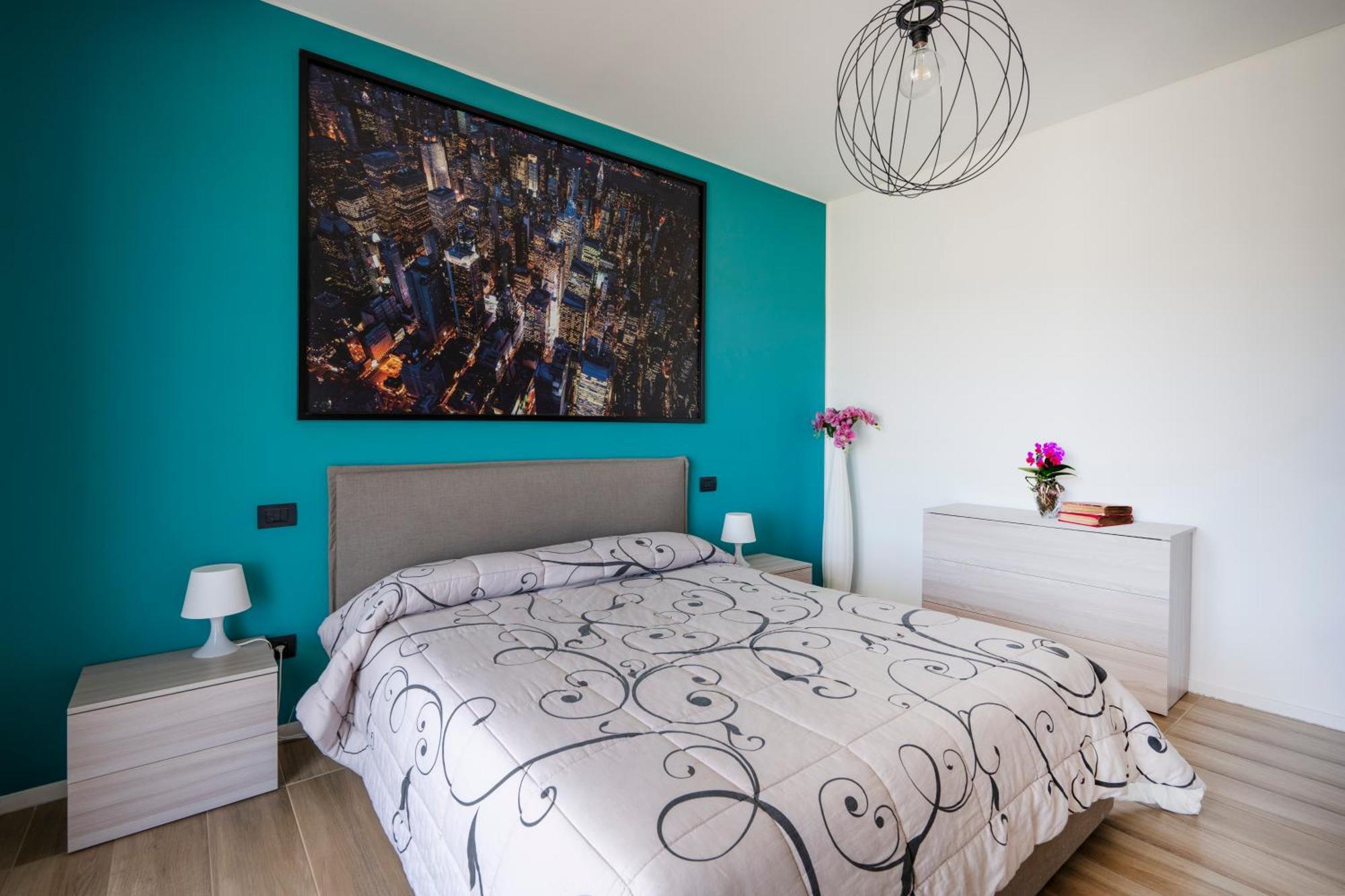 Kind Park - Sleek Apartment With Terrace & Parking บารี ภายนอก รูปภาพ
